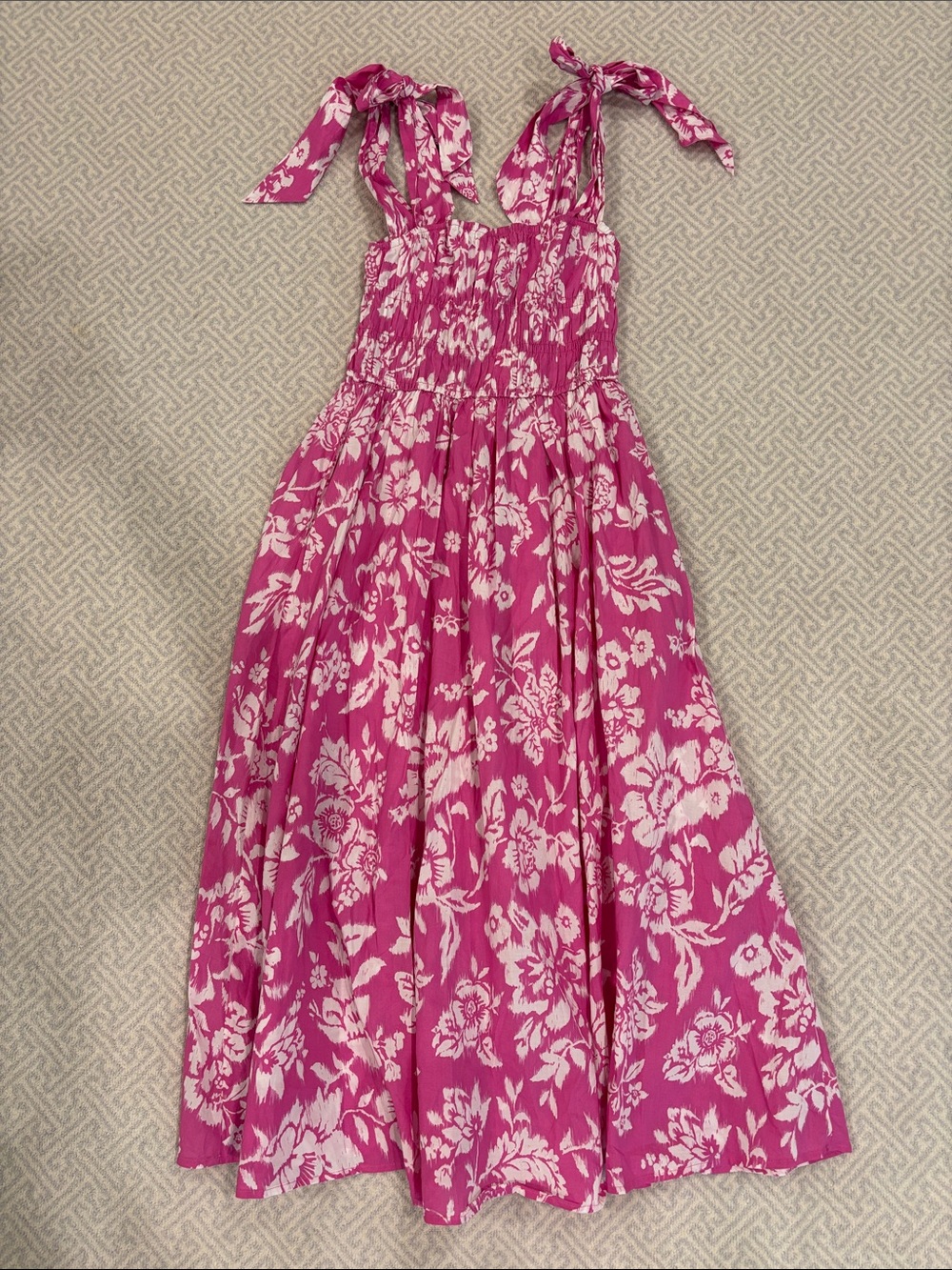 NWT Avara Pink Floral Tie-Shoulder Midi Dress